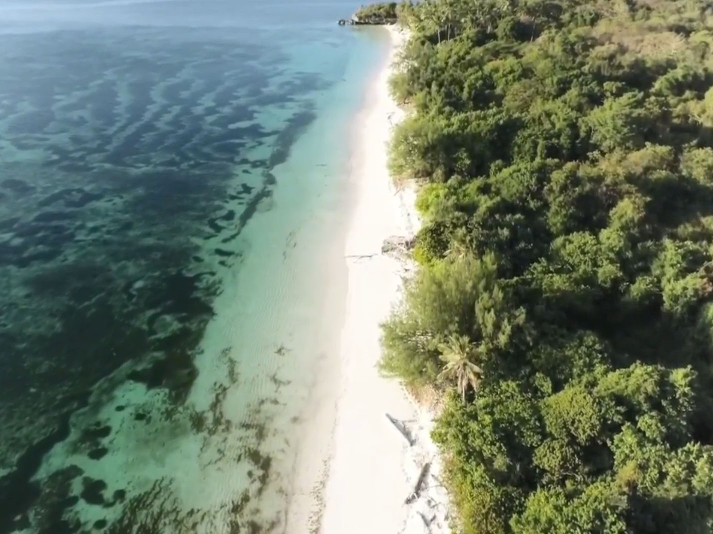 Pantai Wisata di Pulau Pasi Gusung, Kab. Selayar