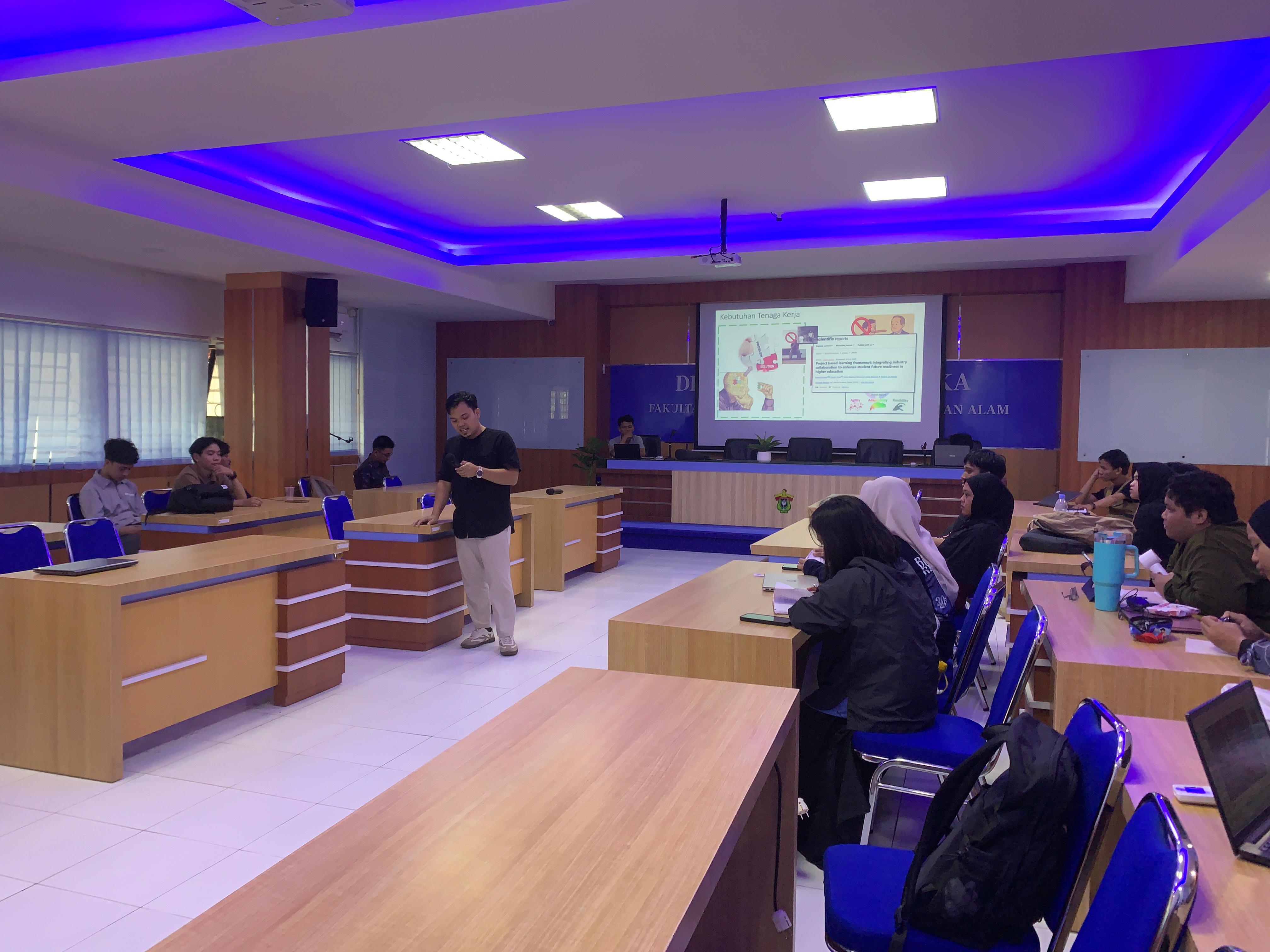Going Global: FMIPA Department of Physics Hosts English Proficiency Program and Institutional TOEFL Test