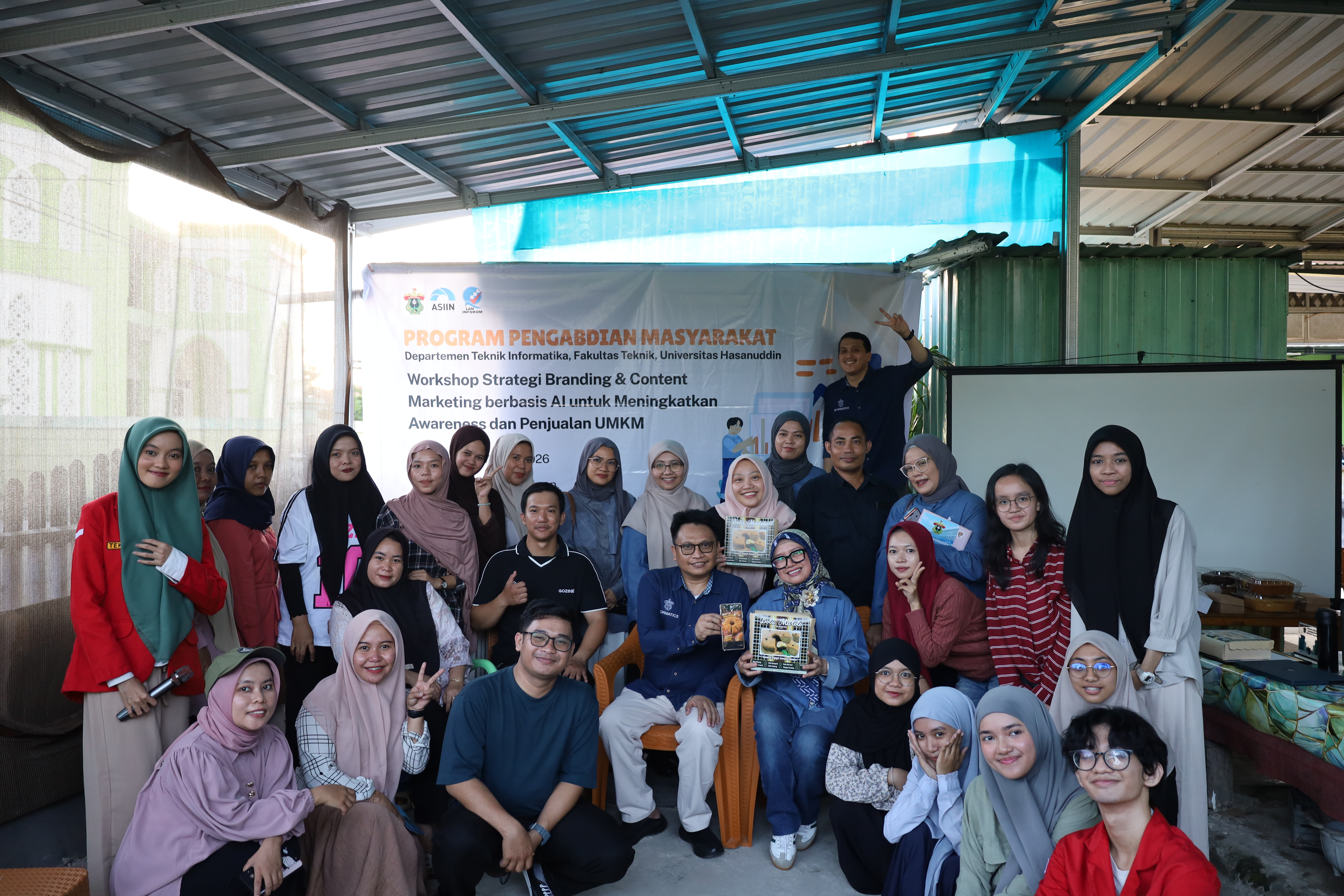 Departemen Teknik Informatika FT-UH Gelar Workshop Strategic Branding & Content Marketing Berbasis AI bagi UMKM di POLMAN