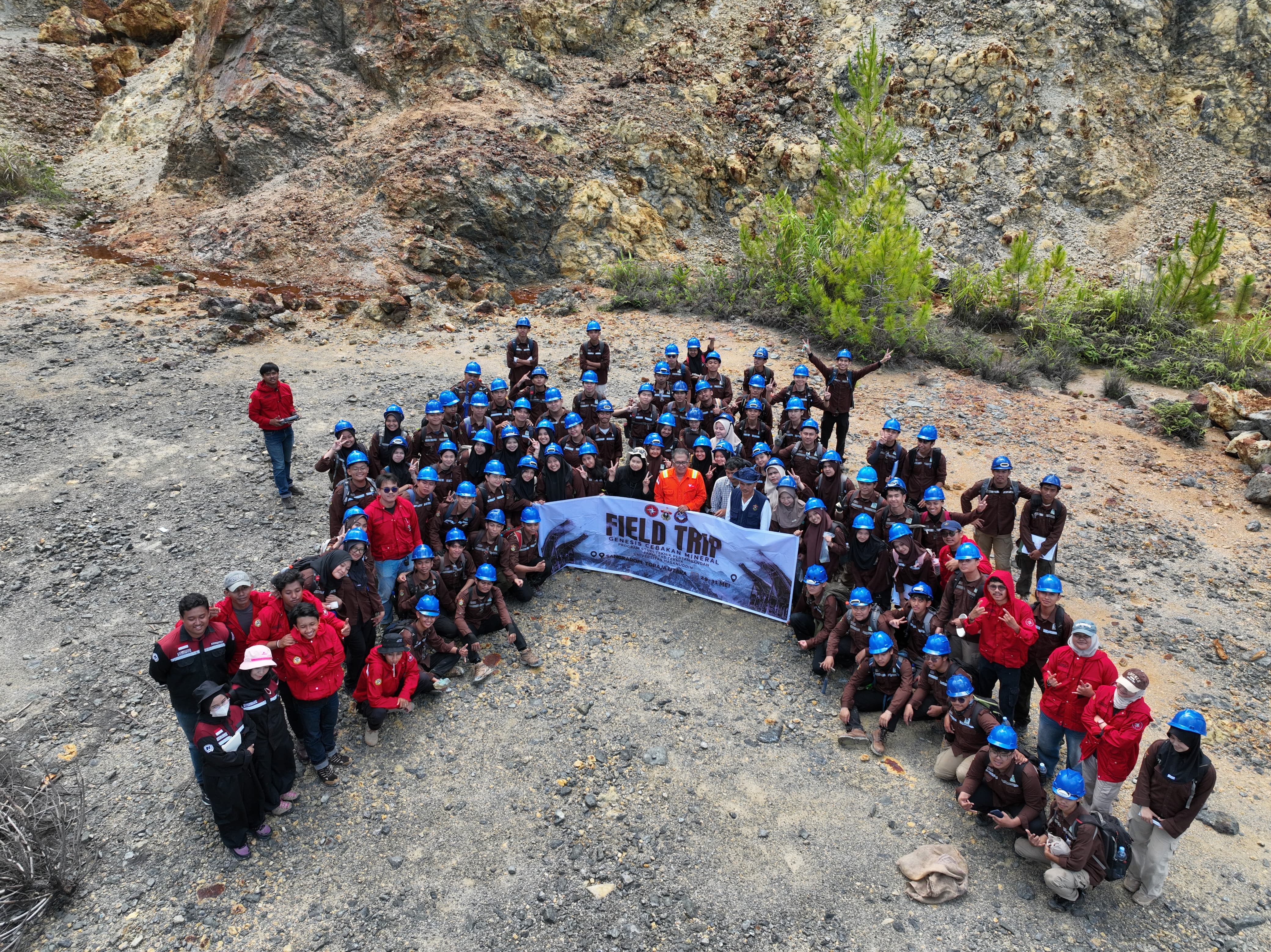 Field Trip Mata Kuliah Genesis Cebakan Mineral
