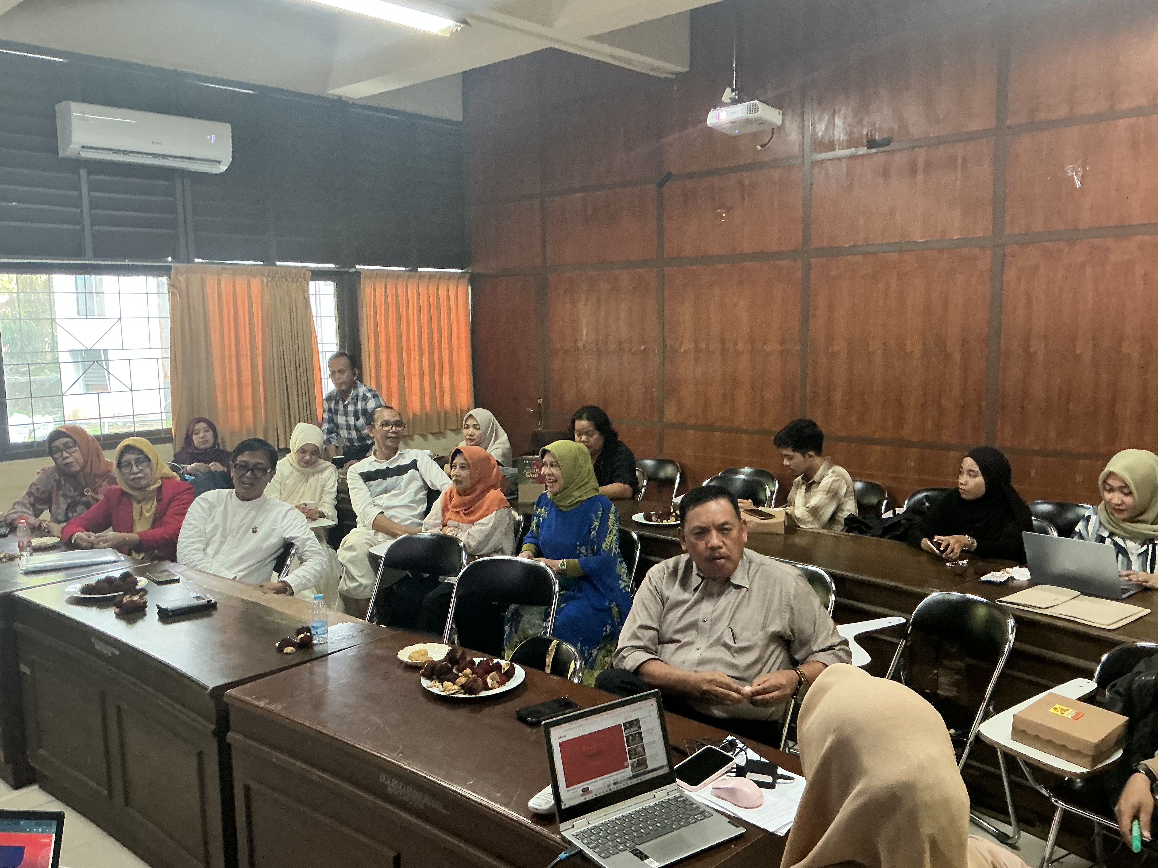 Evaluation Meeting on the Final Semester of the 2025/2026 Academic Year and Course Assignment for the First Semester of the 2026/2027 Academic Year