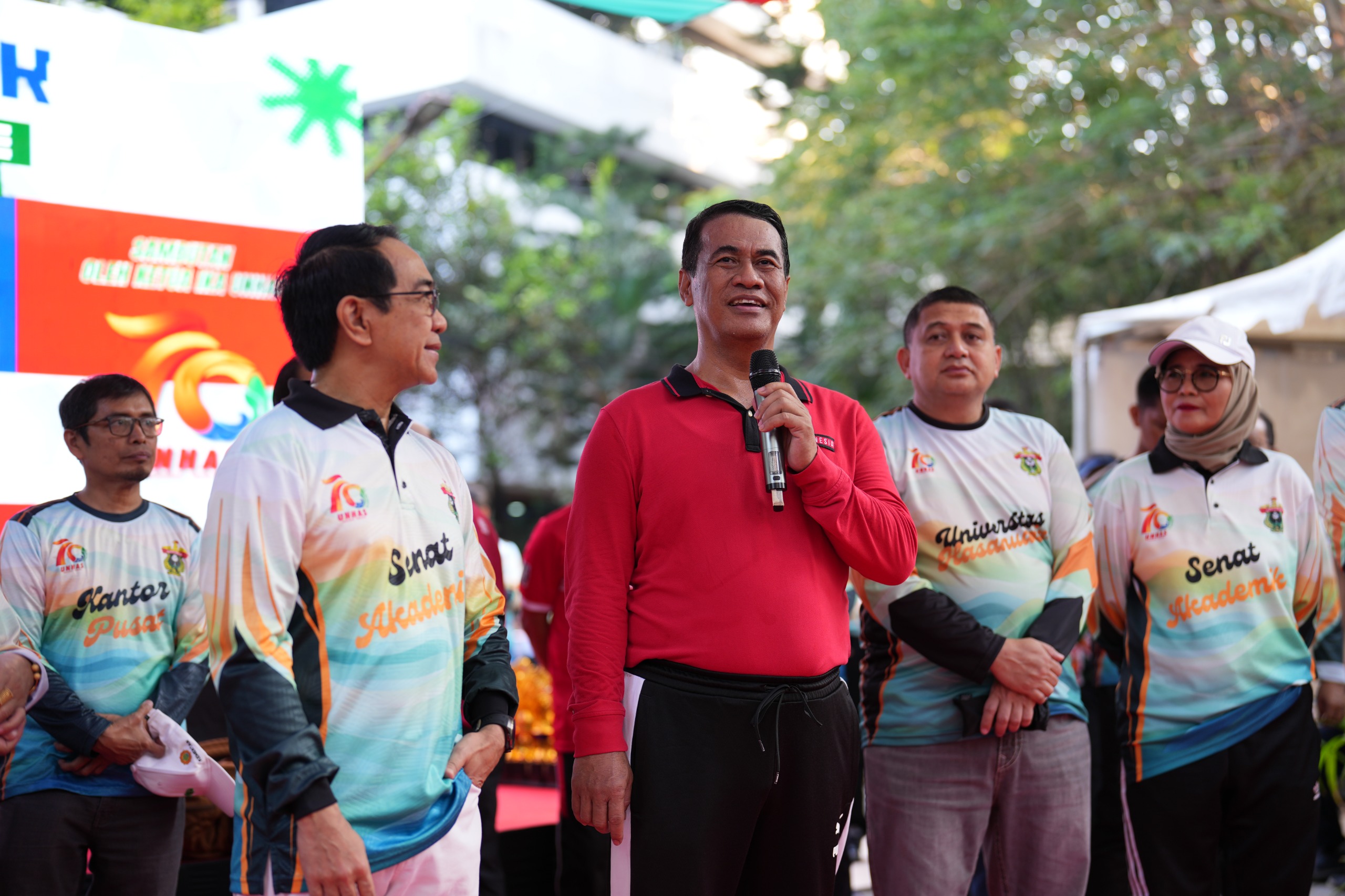 Agriculture Minister and Makassar Mayor Join Unhas’ 70th Anniversary Fun Walk