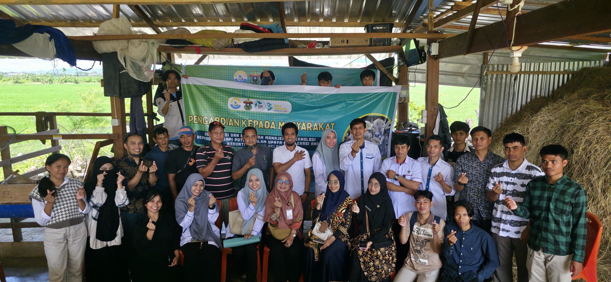 Hasanuddin University's Animal Production Technology Study Program Holds Beef Cattle Reproduction Training to Improve the Welfare of Sidrap Farmers