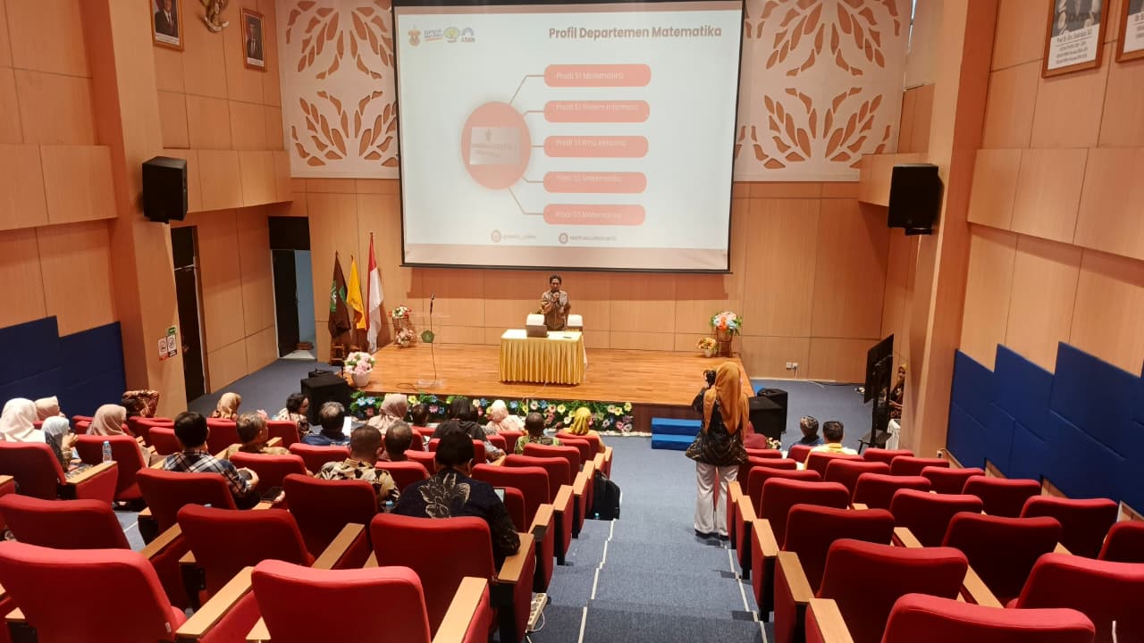 Hasanuddin University's Master's Program in Mathematics Successfully Holds Promotion at Mulawarman University