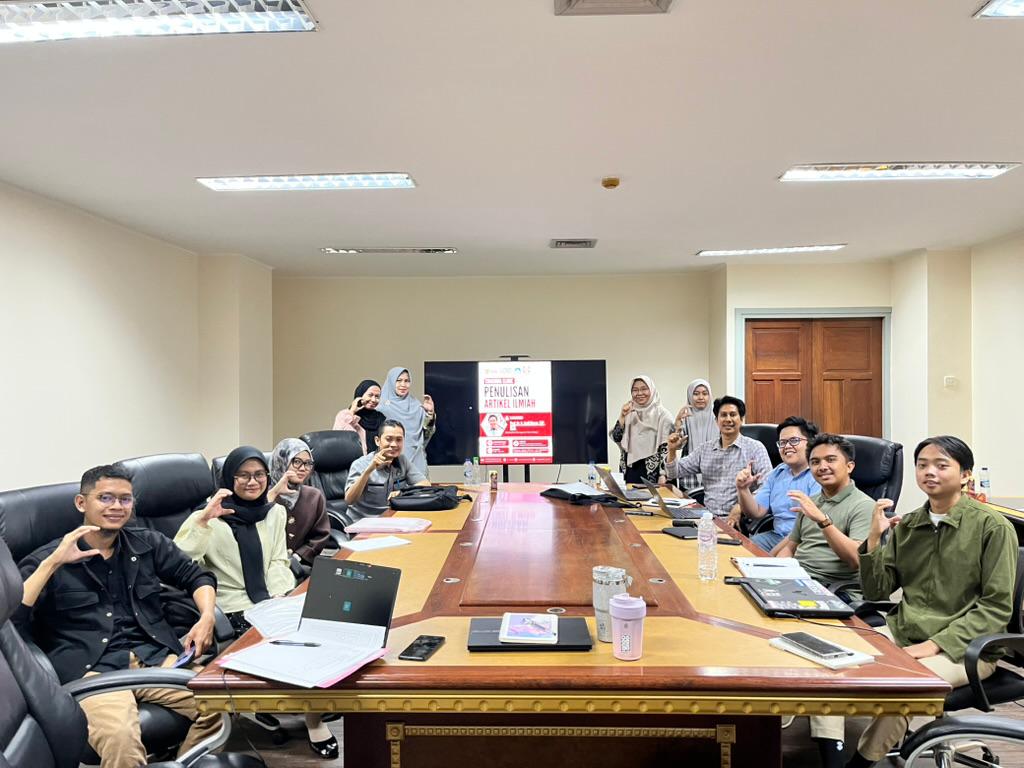 Tingkatkan Kualitas Publikasi Mahasiswa, Teknik Industri Unhas Gelar Coaching Clinic Artikel Ilmiah
