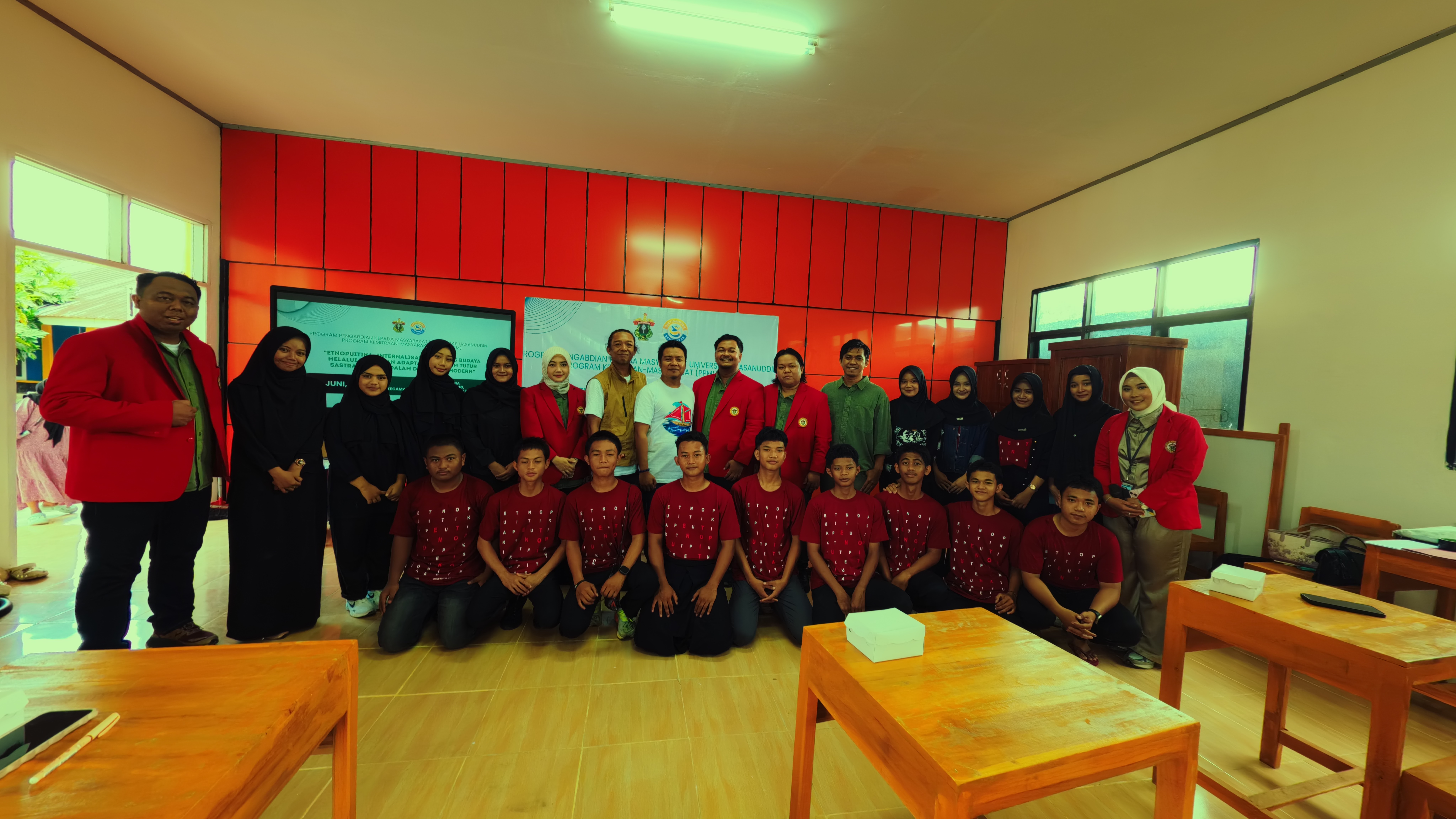 Reviving Oral Tradition Through Poetry: SMAN 9 Bulukumba Students Trained to Adapt Local Oral Styles into Modern Poetry Recitation