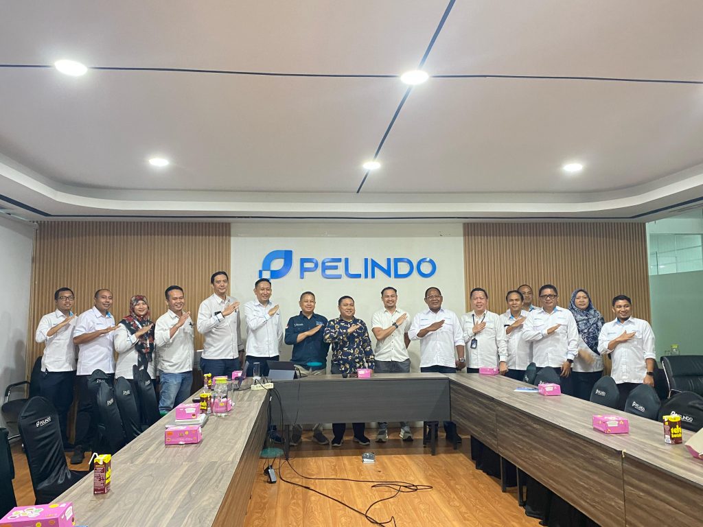To promote the Master's Program, the Department of Marine Engineering visited PT. Pelindo Regional IV Makassar.