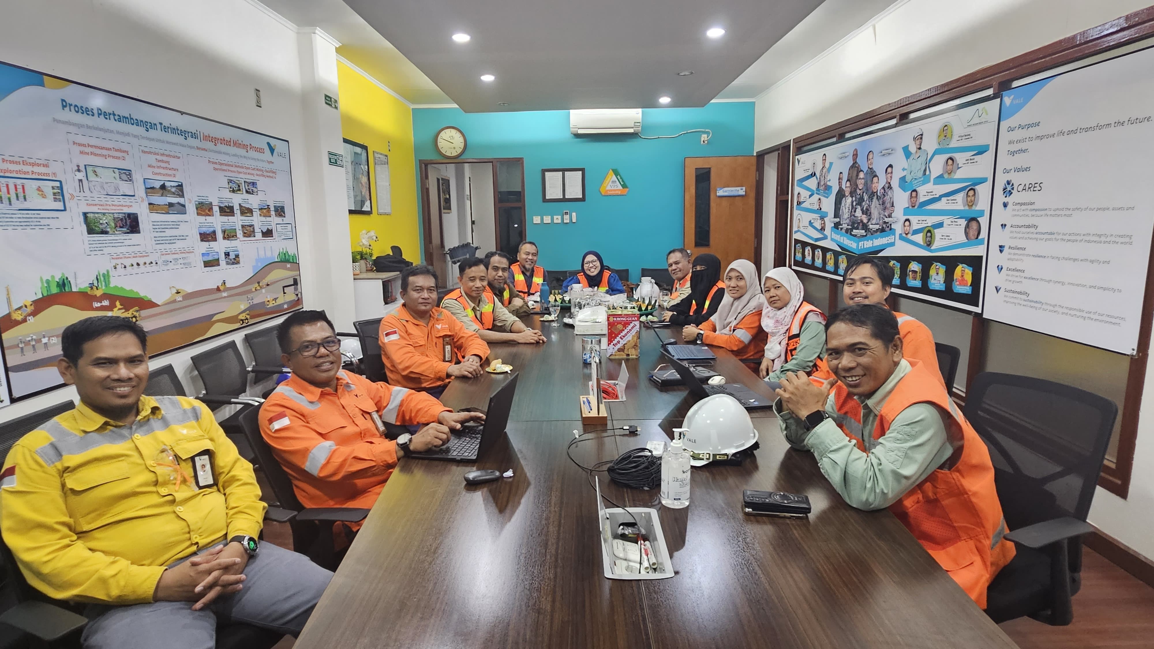 Research Mentoring for Affirmative Class Students of the Master's Program in Mining Engineering at PT Vale Indonesia Tbk